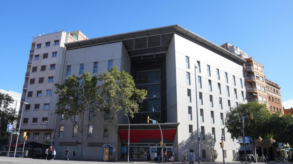 Fachada del Centro de Atención Primaria Passeig Maragall,