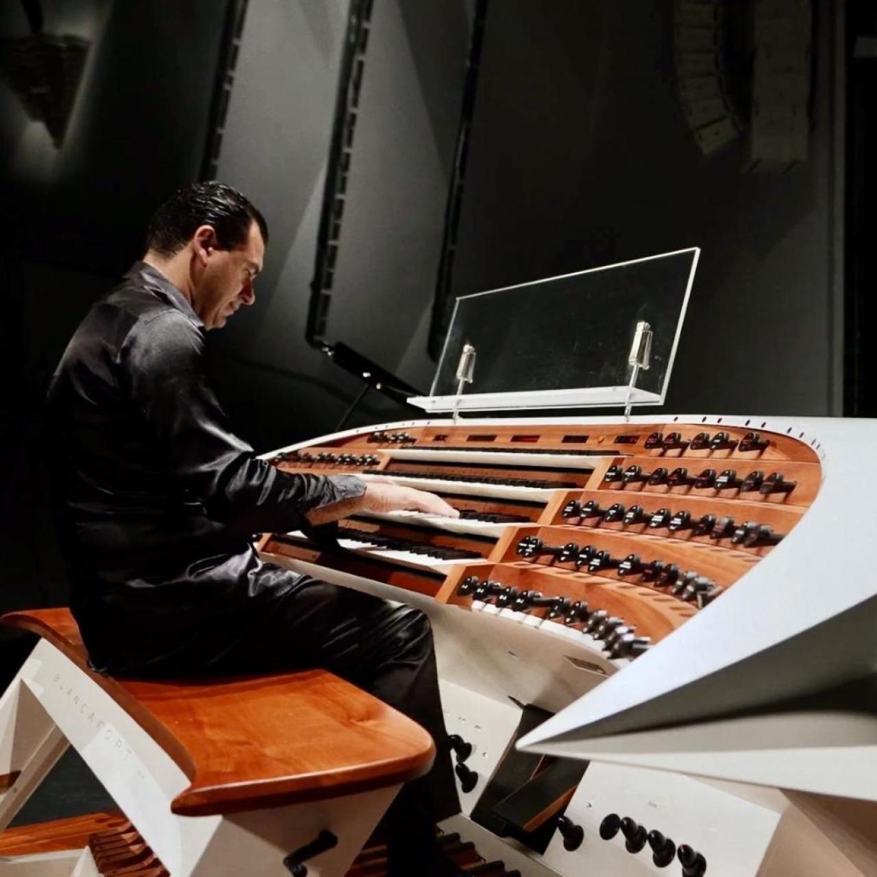 Paolo Oreni, organista virtuoso