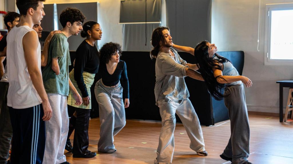 Ensayo de la obra teatral 'Germans de sang'