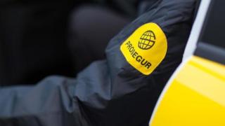 Adif da la estocada a Prosegur: la empresa de seguridad, 'en la cuerda floja' para seguir en Sants Estació