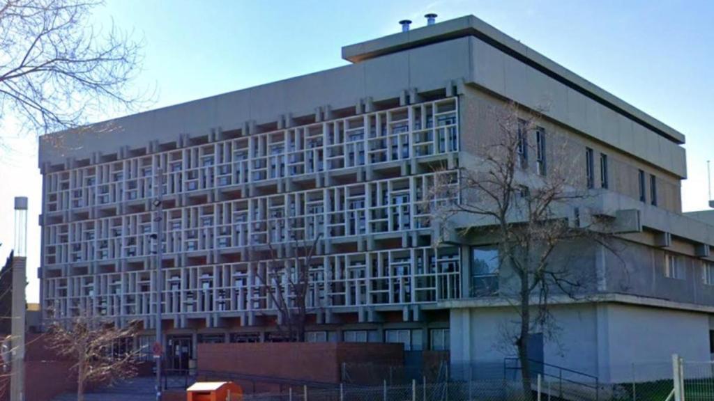 Edificio de la Facultad de Economía de la UB