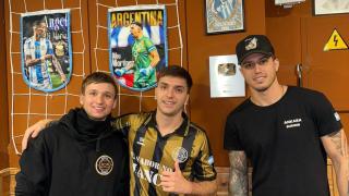 Ankara Burger, el restaurante de Castelldefels donde se fusionan el fútbol y la buena comida: La gente viene desde Madrid a cenar