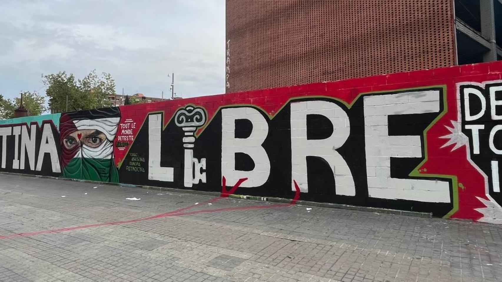 Sirera (PP) exige al Ayuntamiento de Barcelona borrar las pintadas de odio contra Israel en las Tres Xemeneies
