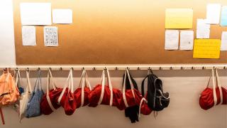 Un profesor afectado por el cierre del Sant Ferran en Castelldefels: “Empiezo de cero a las puertas de la jubilación”