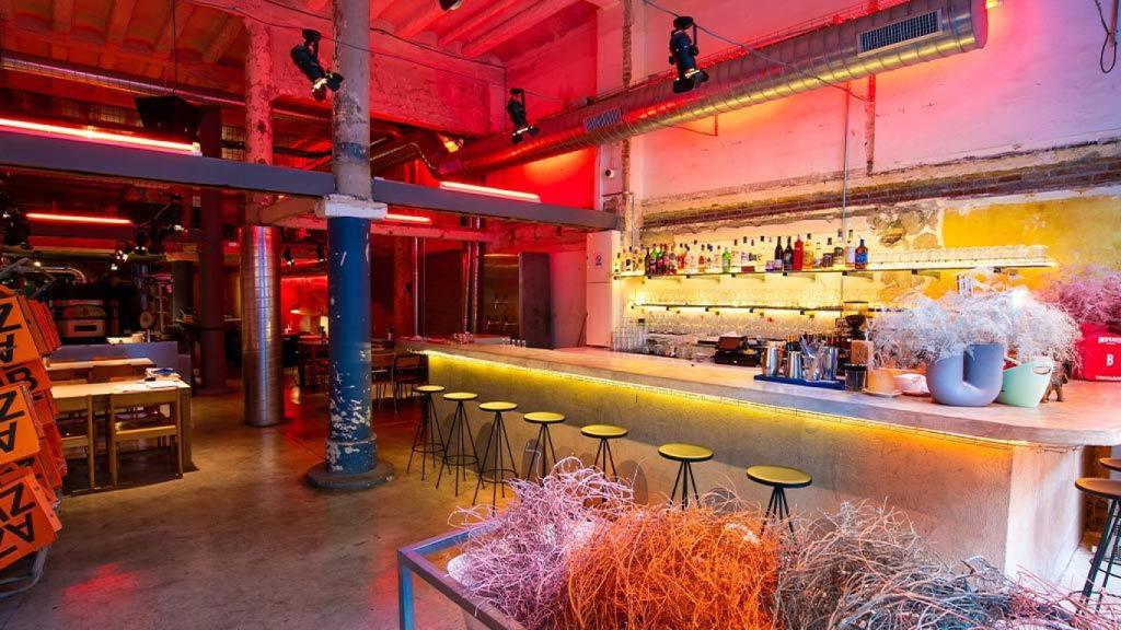 Interior del Trafalgar Pizza Club