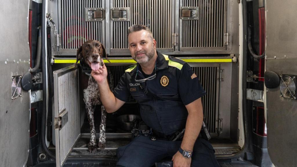 César y Klaus, binomio de policías en Sabadell