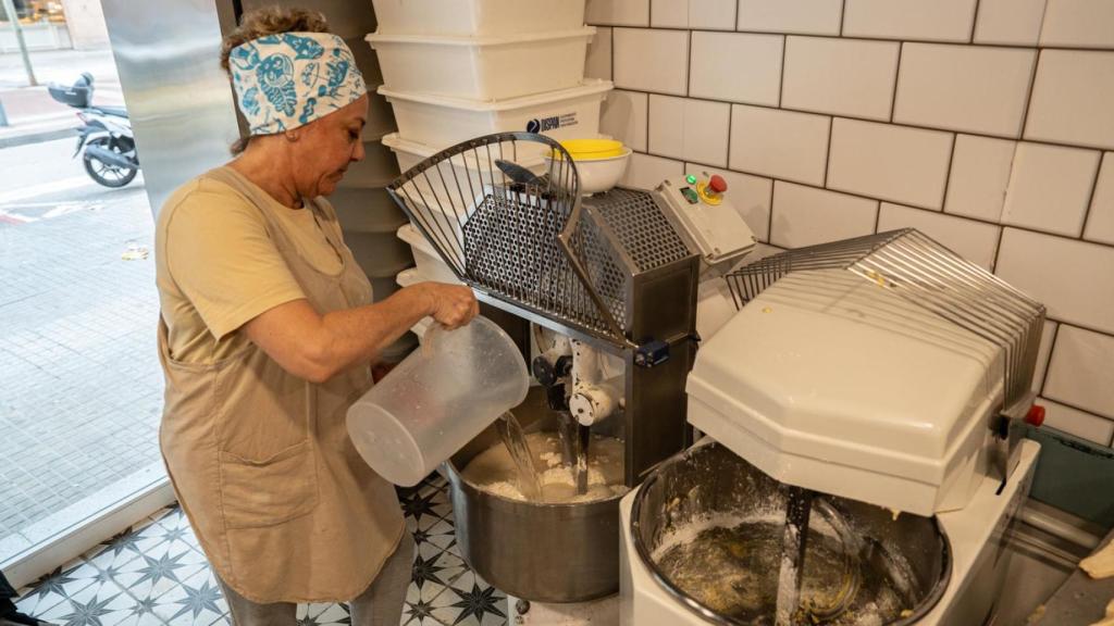 Susi en el obrador de Delikatessen