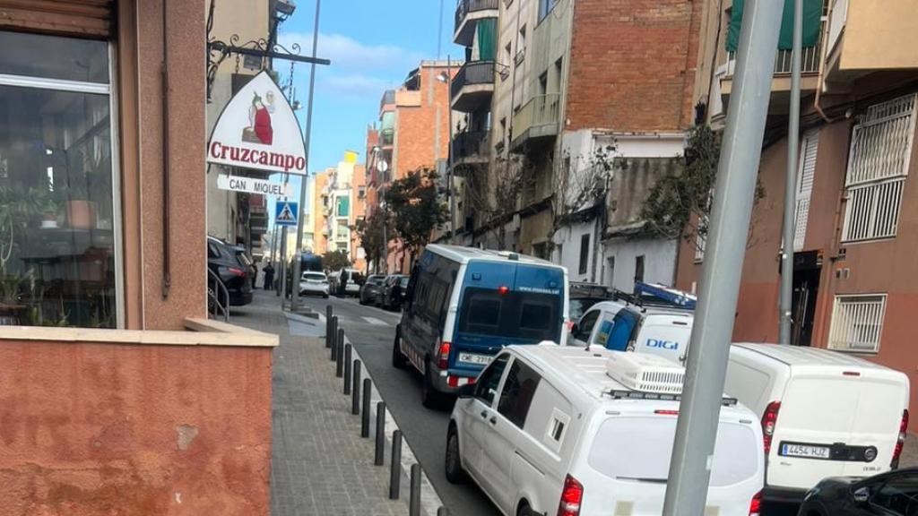 La calle Richard Strauss donde ha tenido lugar la entrada y registro de mossos