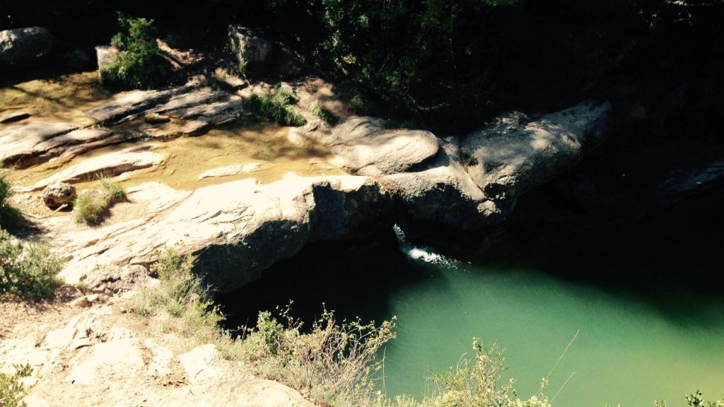 La ruta de montaña que triunfa en Cataluña: un itinerario espectacular entre bosques húmedos y patrimonio medieval