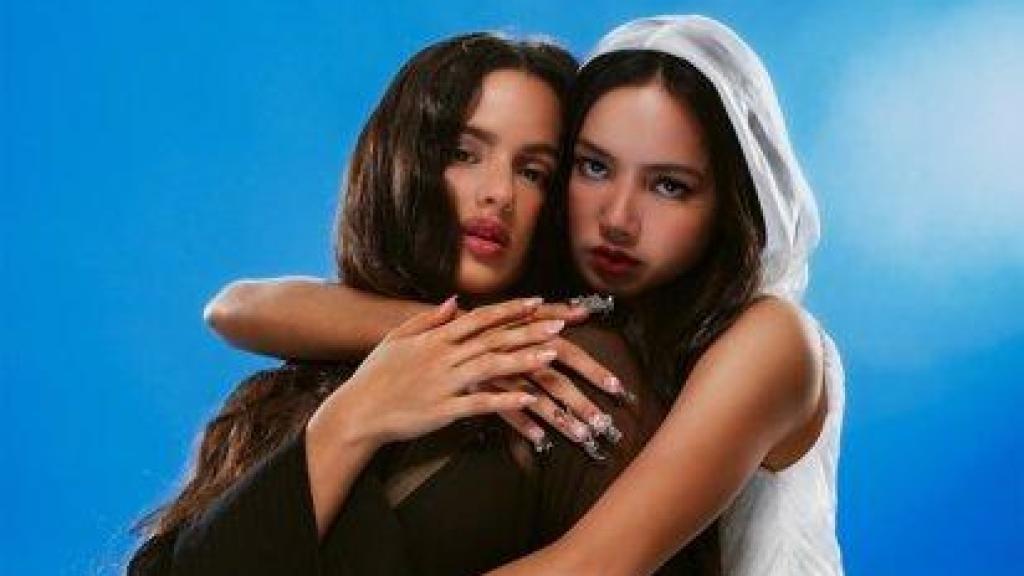 Lisa de Blackpink i Rosalía al cartell promocional de 'New Woman'