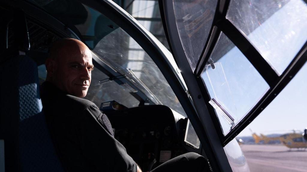 El sargento Miquel Bertran de la Unitat Central d'Helicòpters de los Mossos d'Esquadra