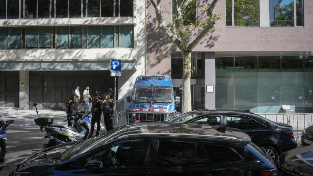 Varios VTC durante una concentración