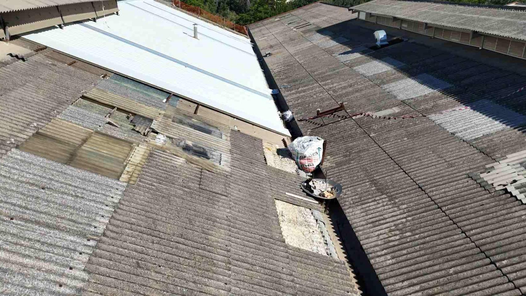 Tejados de amianto y nuevos ya rehabilitados