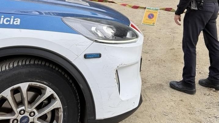 Un mosso d'Esquadra en el dispositivo de vigilancia de Collserola