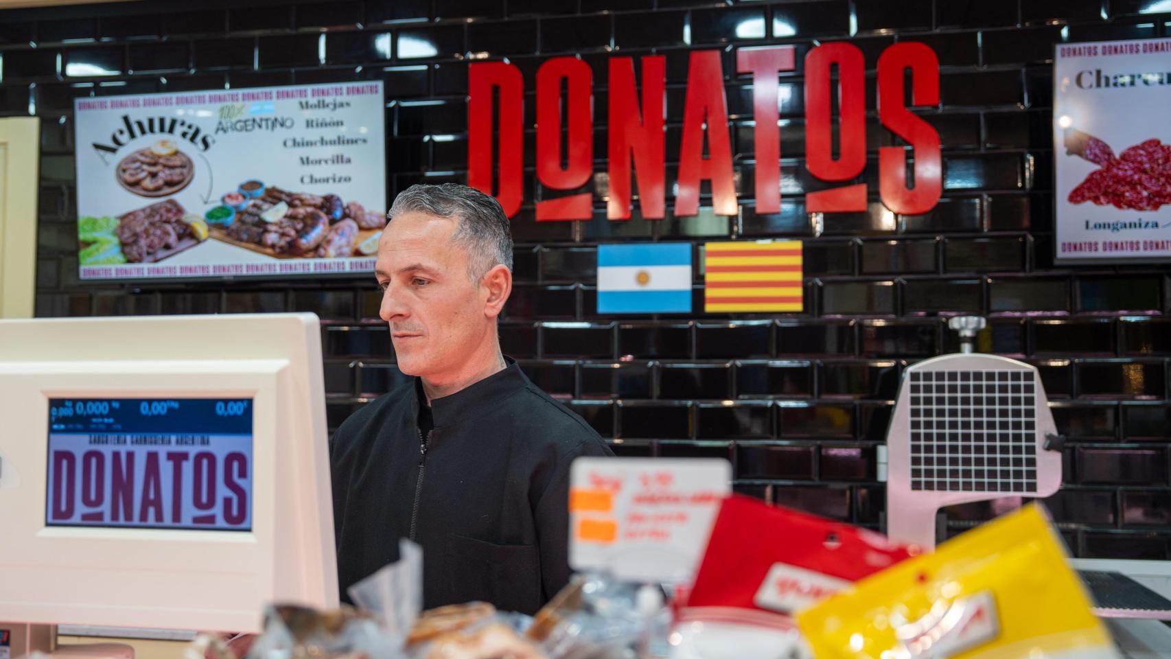 Martín, el encargado de la Carnicería Donatos de Badalona