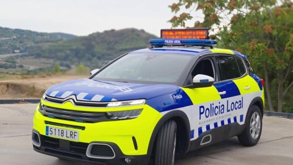 Un vehicle de la Policia Local d'Argentona