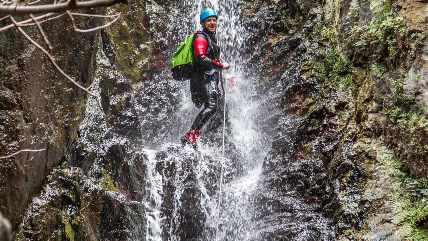 Las desconocidas cascadas termales ocultas en los Pirineos, Thuès-les-Bains