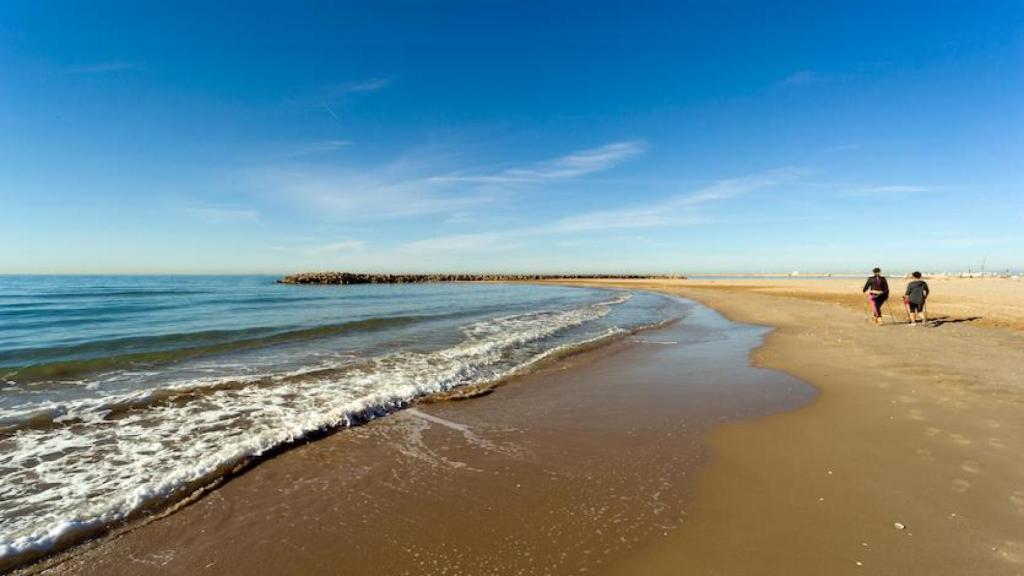 Una playa de Cunit en una imagen de archivo