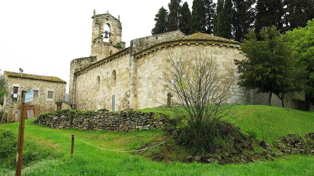Iglesia de Santa María de Porqueres