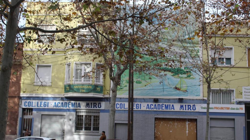 Fachada del Col·legi Miró de Barcelona