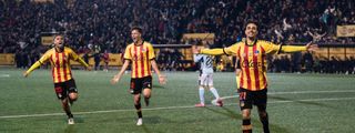 Jugadores del Sant Andreu celebrando el gol
