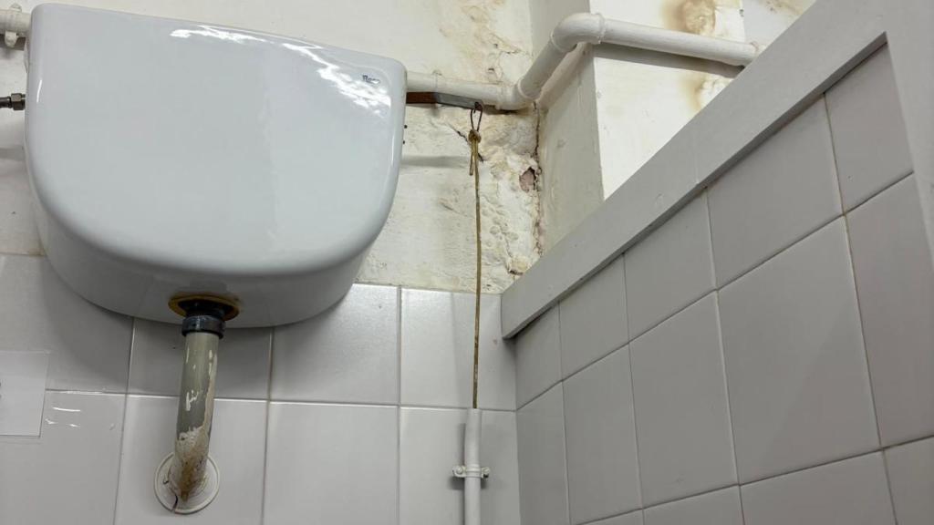 Desperfectos en el Josep Carner