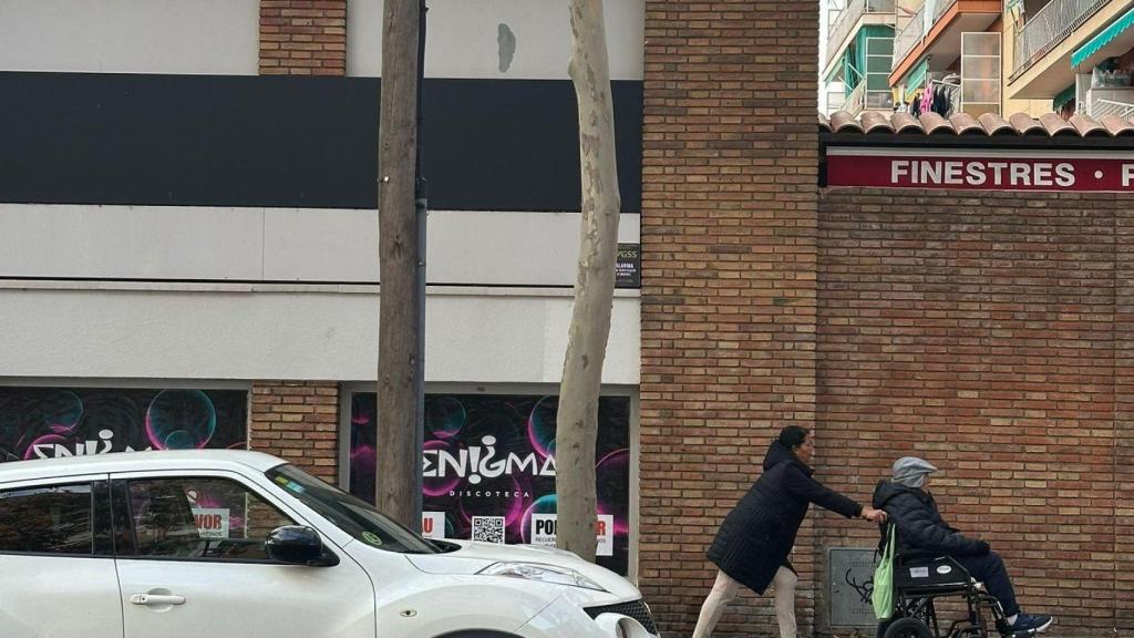 Façana de la nova discoteca 'Enigma' de Barcelona a Nou Barris