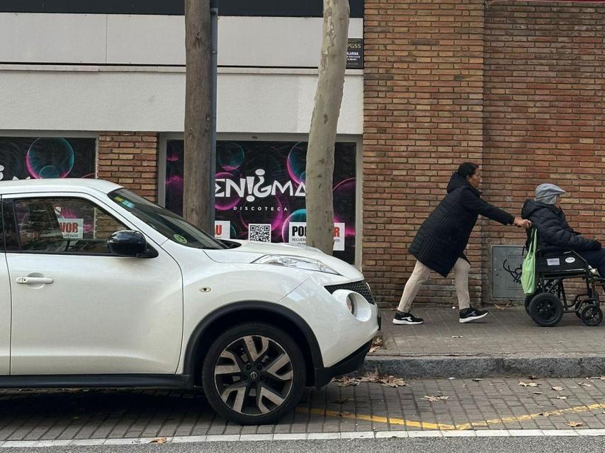 Façana de la nova discoteca 'Enigma' de Barcelona a Nou Barris