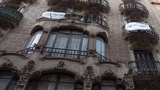 Los vecinos del Gòtic exigen a Collboni una reunión urgente para buscar soluciones a la "degradación" del barrio