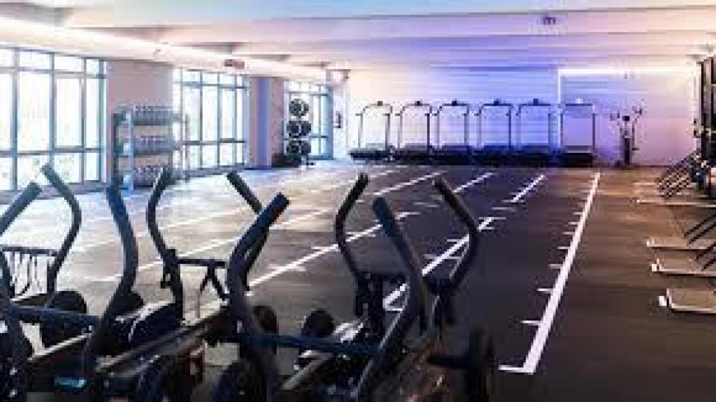 Interior del DiR Tuset, el primer gimnàs 'boutique' de la marca