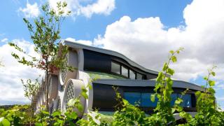 Dormir dentro de una botella de cava: así es el hotel más singular Penedès