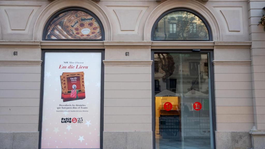 Una de les entrades del Gran Teatre del Liceu