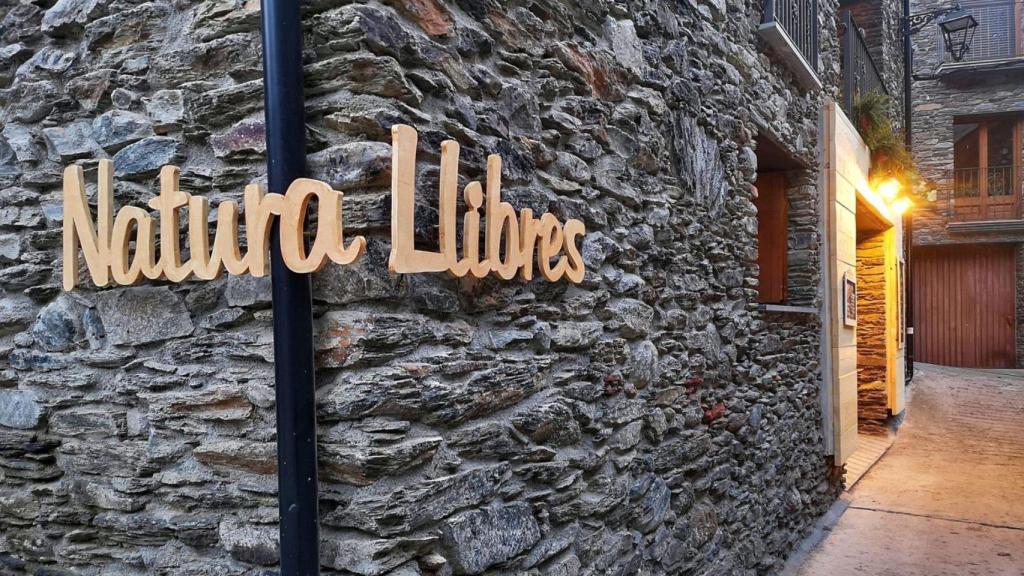 Una casa pirenaica de más 200 años esconde uno de los secretos mejor guardados del Pallars, Natura Llibres