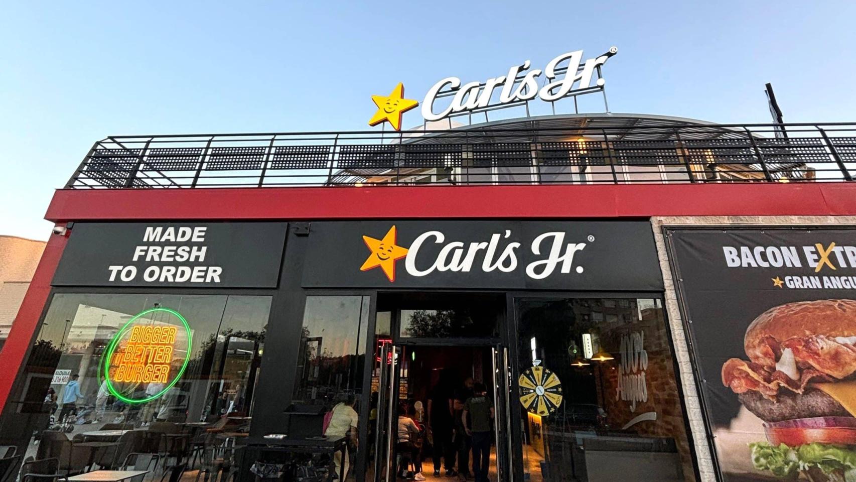 Uno de los locales de la hamburguesería Carl's Jr