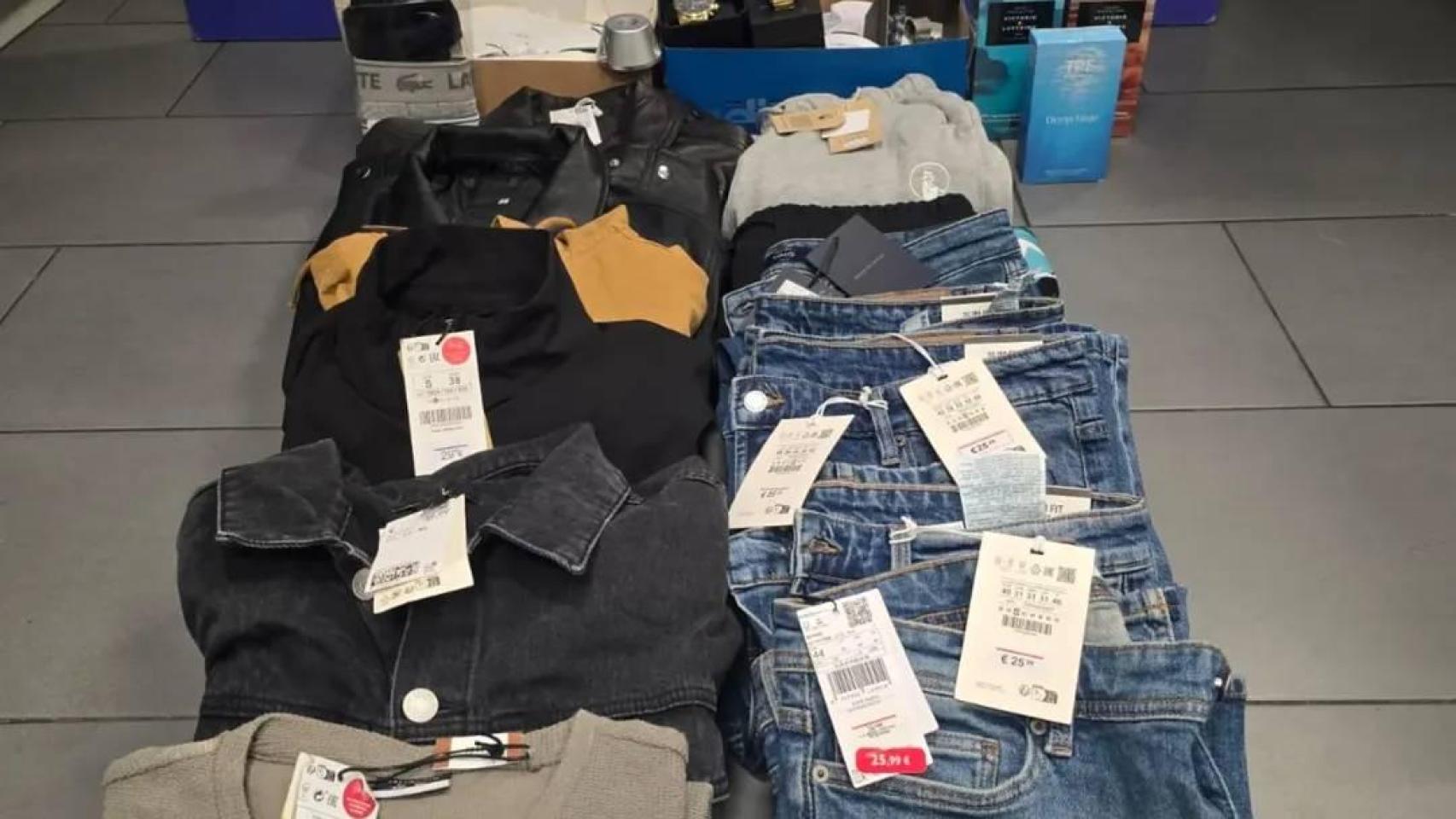 Productos encontrados en el local de L'Hospitalet de Llobregat