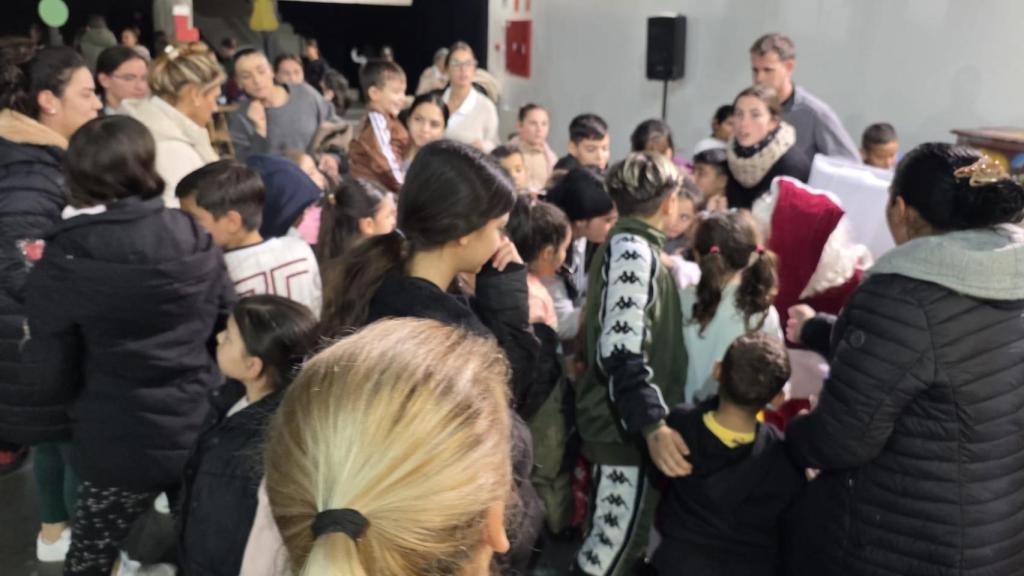 Celebración de Navidad en La Mina