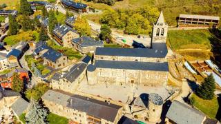 La isla terreste de Cataluña, Llivia