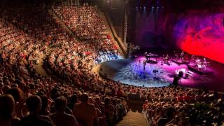 Barcelona encarga un audiovisual de altura para celebrar los 50 años del Grec