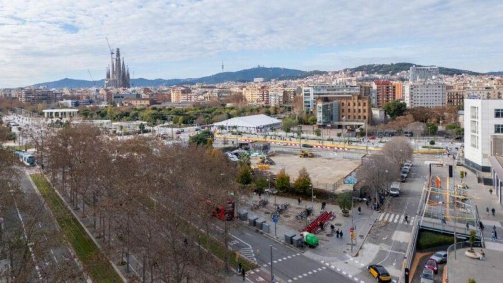 Lado Besòs de la plaza de les Glòries de Barcelona