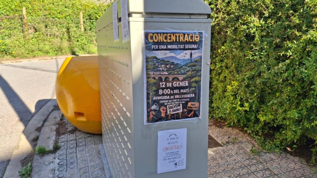 Cartel de la concentración para protestar contra los problemas de movilidad del barrio