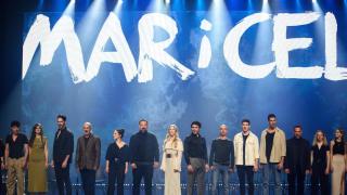 El elenco de la nueva versión de 'Mar i cel' de la compañía teatral Dagoll Dagom durante la presentación de los actos de su 50 aniversario, en el Teatre Victòria, a 5 de abril de 2024