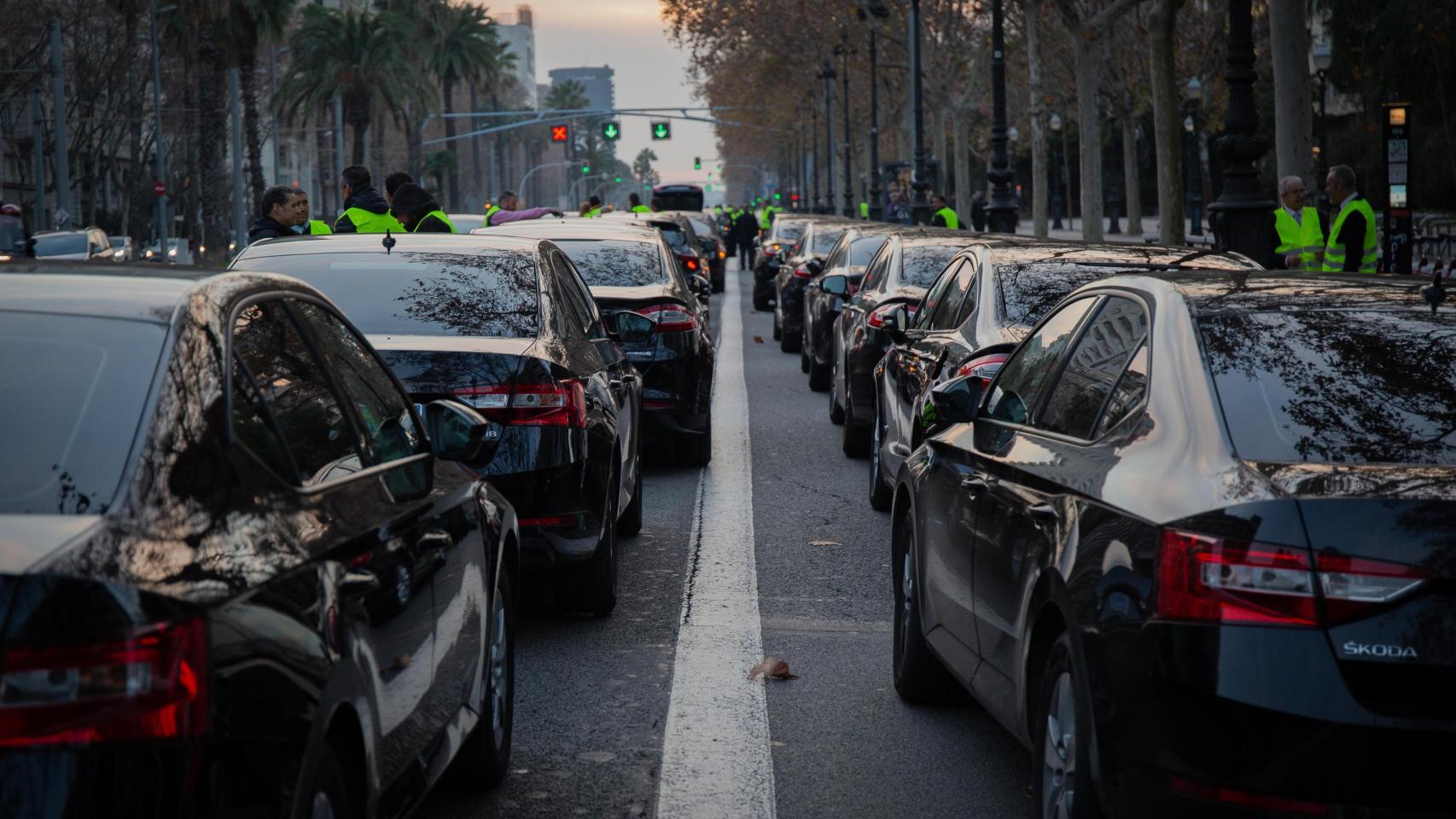 El TSJC tumba las restricciones estrella del AMB para los VTC en Barcelona