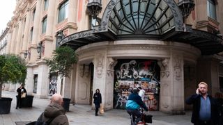 Barcelona descongela la rehabilitació de l'antic edifici del Corte Inglés a Portal de l'Àngel