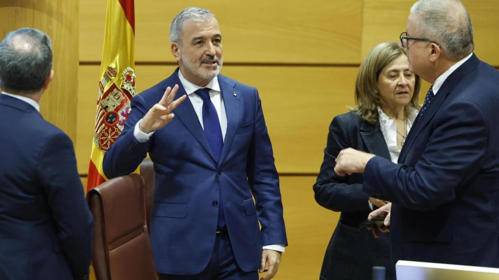 El alcalde de Barcelona, Jaume Collboni a su llegada a la Comisión de Vivienda y Agenda Urbana del Senado
