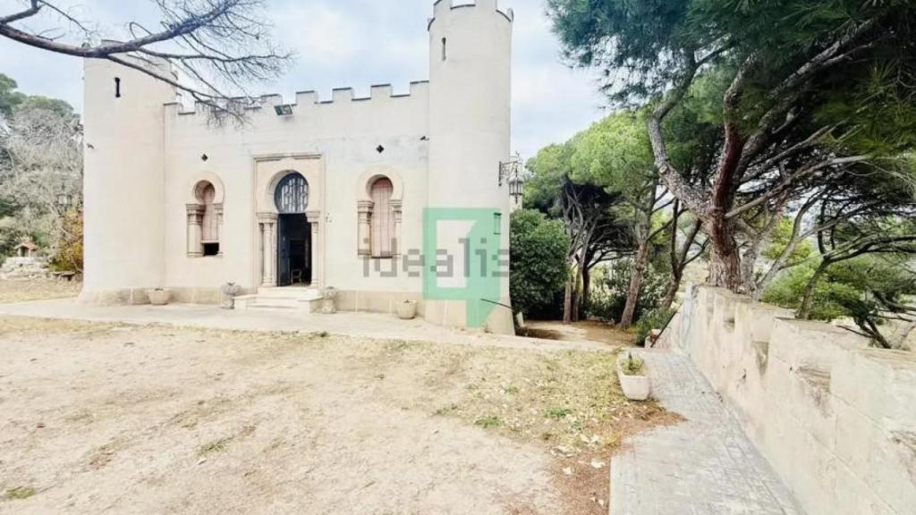 Castillo neoárabe en Badalona que está a la venta
