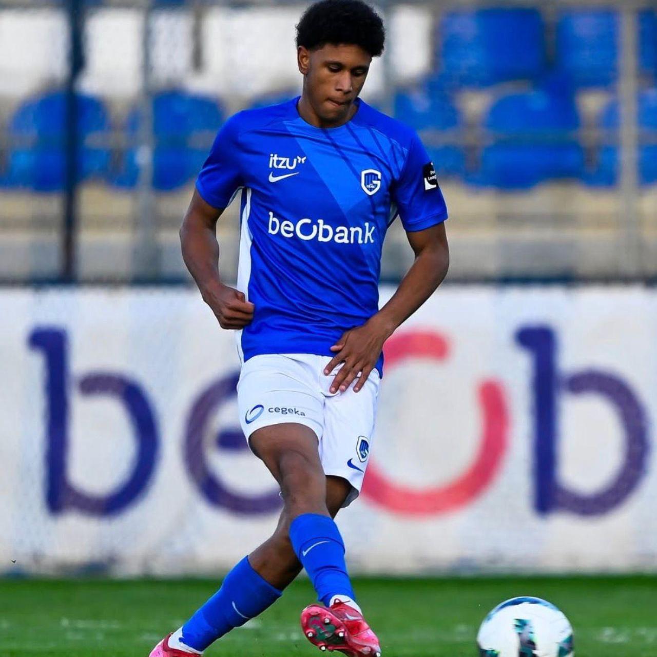 Juwensley Onstein, jugador del Genk B