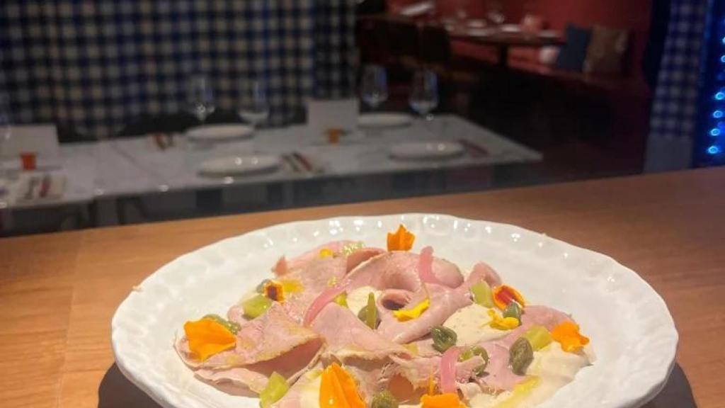 Un planto de el nuevo restaurante de cocina ochentera de Barcelona