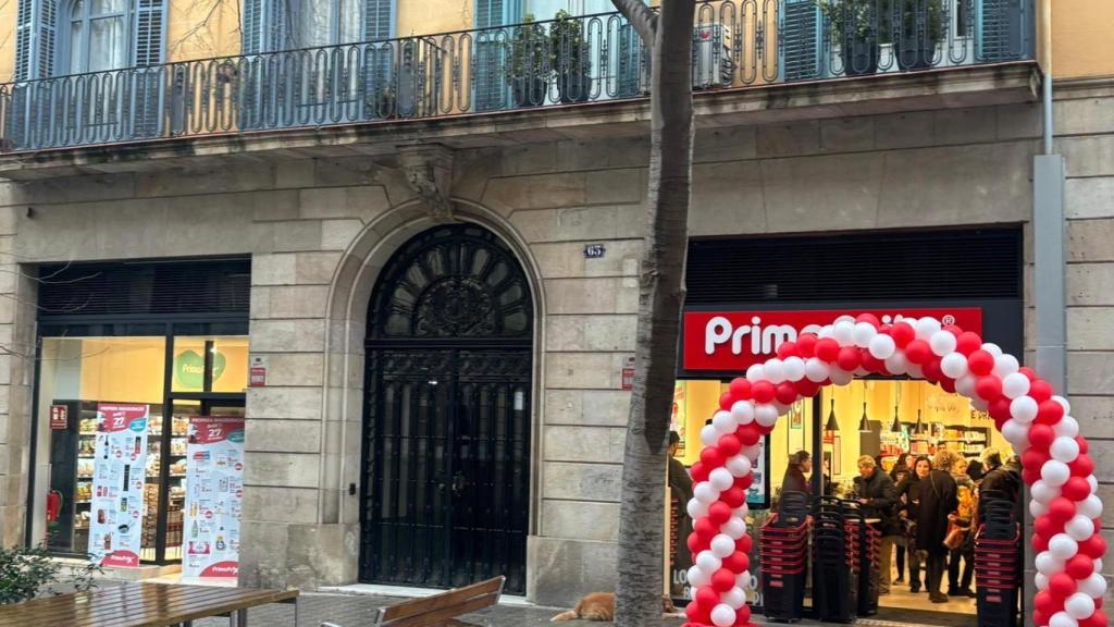 Inauguración del supermercado PrimaPrix en la calle Girona de Barcelona