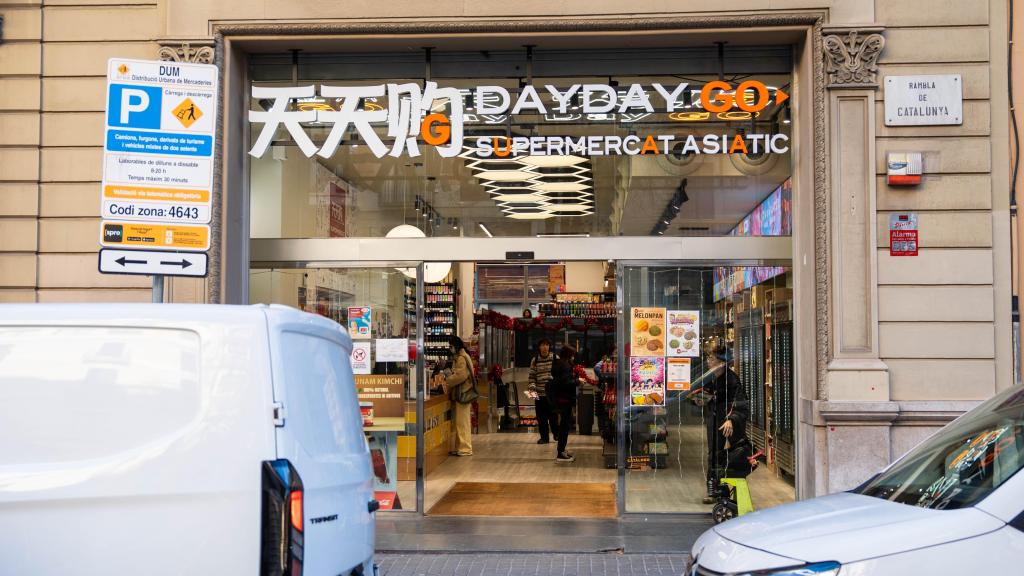El nuevo supermercado asiático DayDay Go en Rambla Catalunya