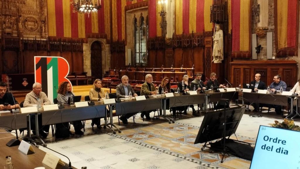 Jaume Collboni preside la primera sesión plenaria del Comité Asesor del Distrito 11 de Ciudades de Palestina